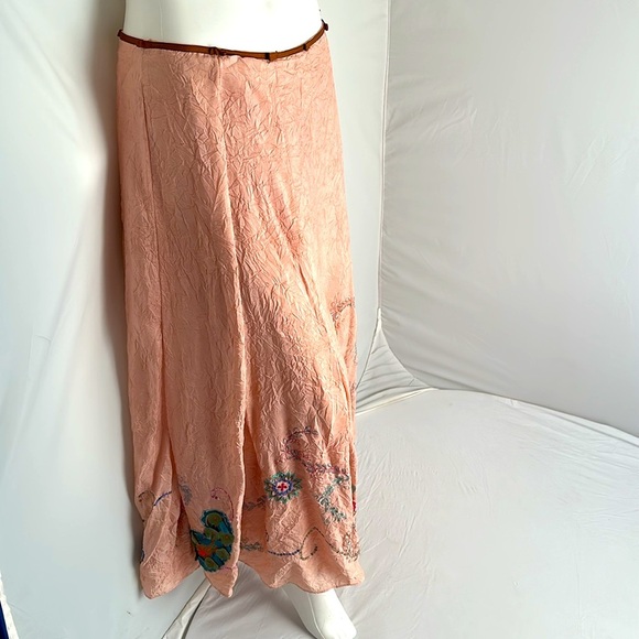 Chan Luu peach pink crinkle silk multicolor floral embroidered sequin boho skirt - Picture 2 of 15